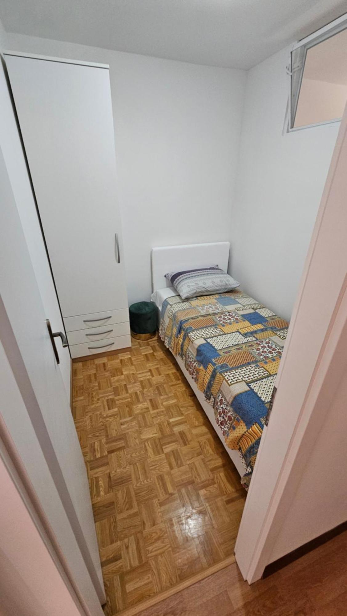 Apartment Marin's